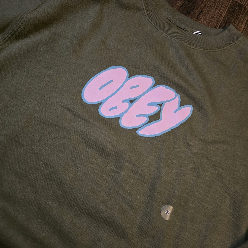 OBEY‎ Worldwide Army Green Crewneck With Bubnke Pink Logo Men's S Unisex NWT